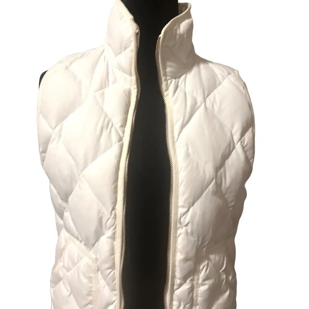 J. Crew white puffer vest size small excellent condition - Picture 4 of 5